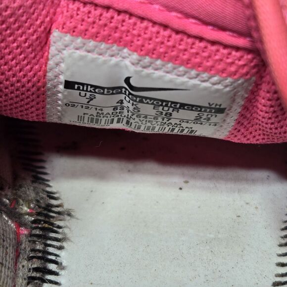2014 NIike Dual Fusion Women Size 7 Y2K Style Pink Leather Low Shoes 631764-617 - Picture 7 of 13